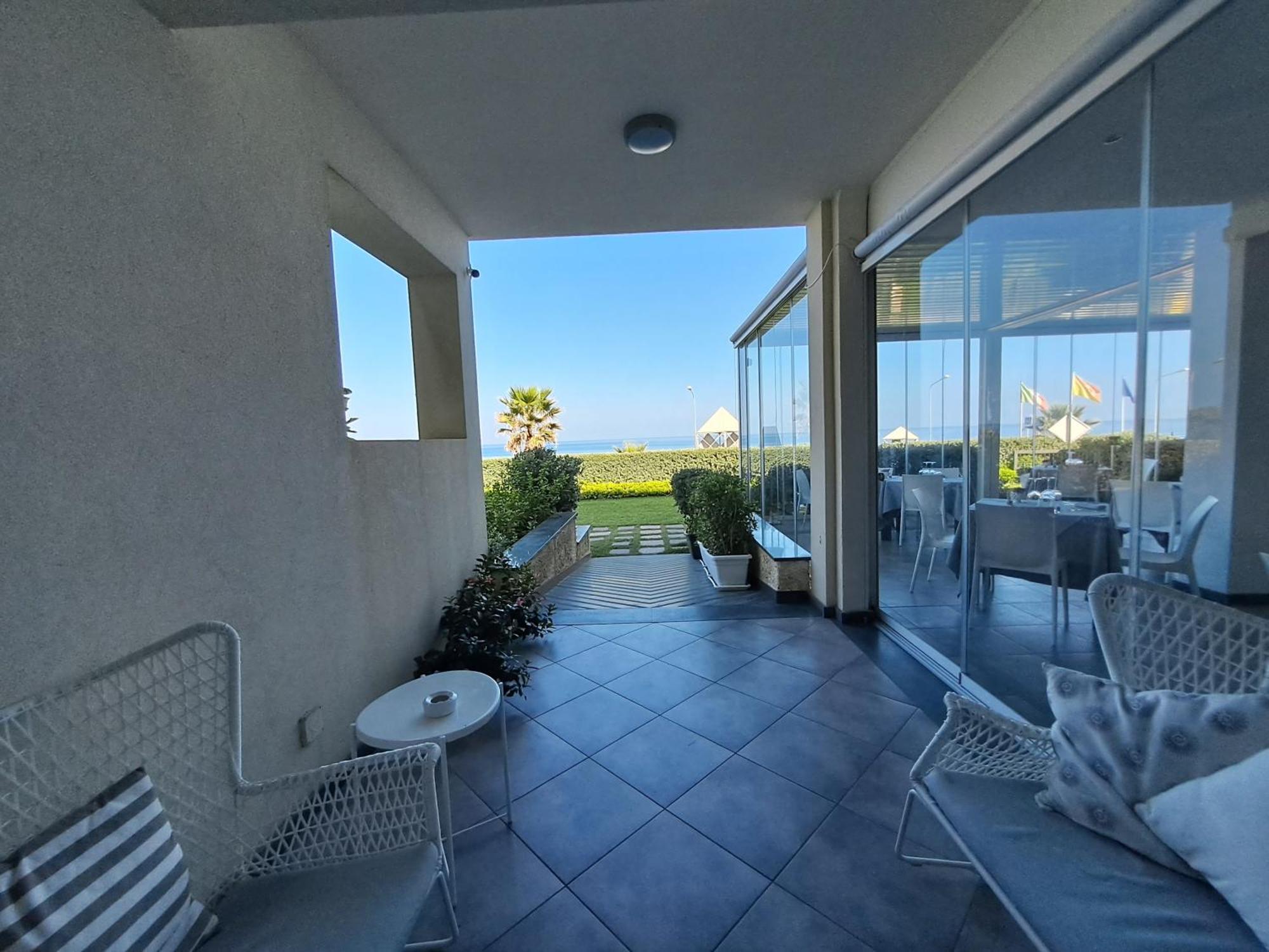 Appartamenti Vacanze Villa Meo Villafranca Tirrena Exterior foto
