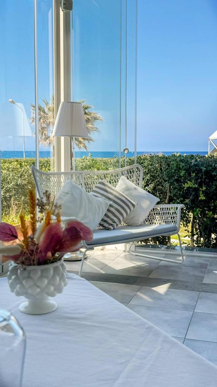 Appartamenti Vacanze Villa Meo Villafranca Tirrena Exterior foto