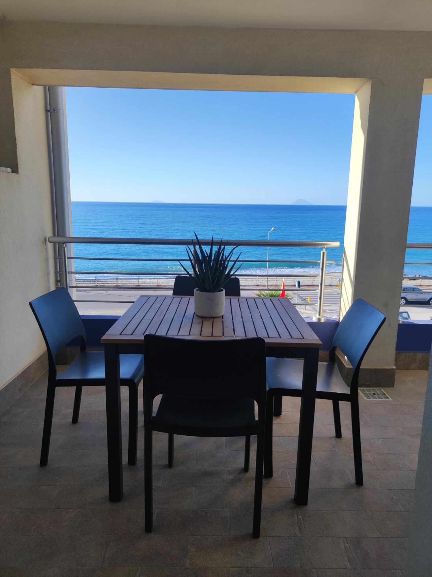 Appartamenti Vacanze Villa Meo Villafranca Tirrena Quarto foto
